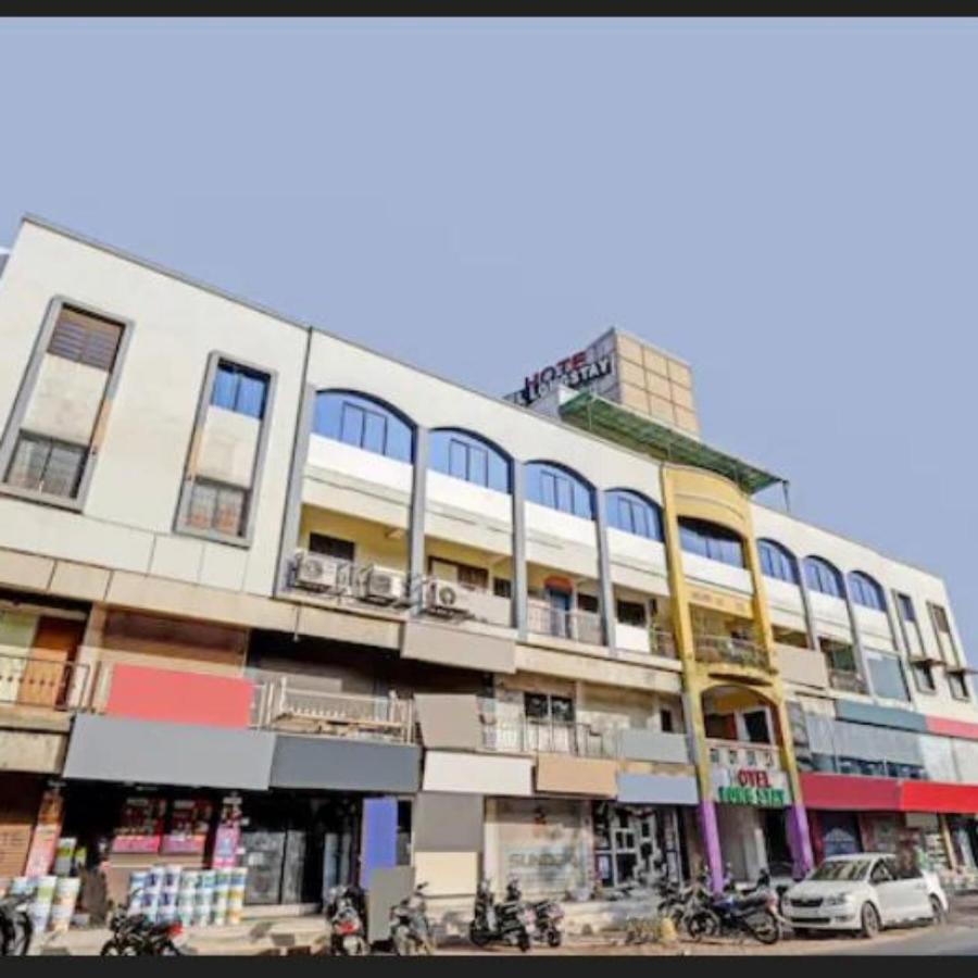 Hotel Long Stay Ahmedabad Buitenkant foto
